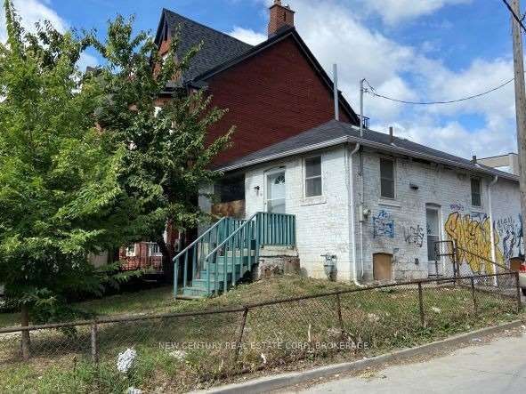 14 Grange Avenue
