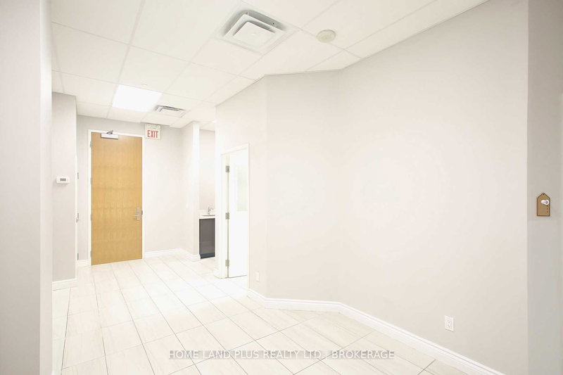 5M - 4773 Yonge St, Toronto, M2N 5M5 | Image 3
