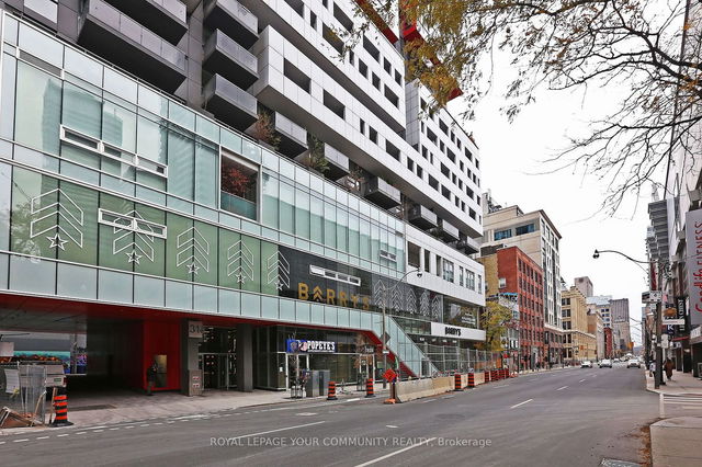 1212 - 318 Richmond Street