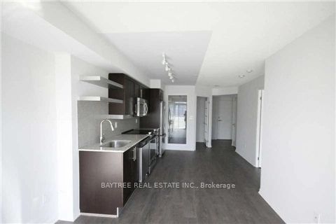 1109 - 400 Adelaide Street