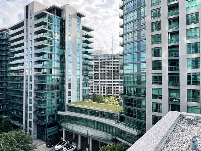 757 - 209 Fort York Boulevard