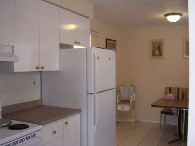 275 Goldenwood Rd, Toronto, M2M4A7 | Image 3