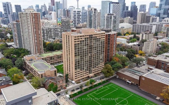 612 - 15 Maitland Place