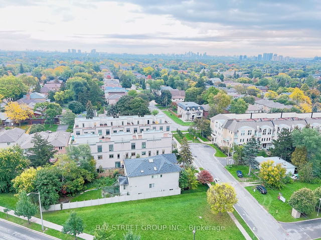 1401 - 18 Holmes Avenue