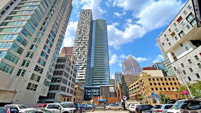 317 - 25 Richmond Street