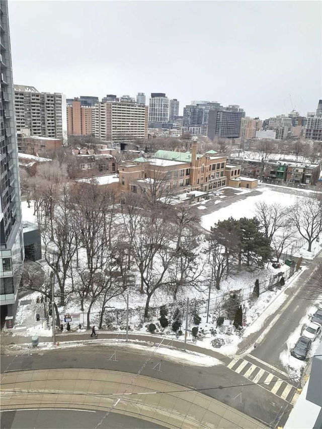 1013 - 251 Jarvis Street
