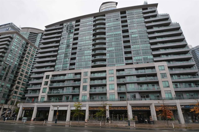 806 - 25 Lower Simcoe Street