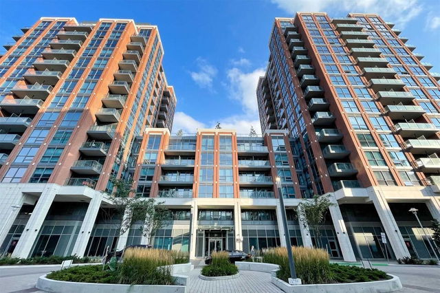 302 - 31 Tippet Road