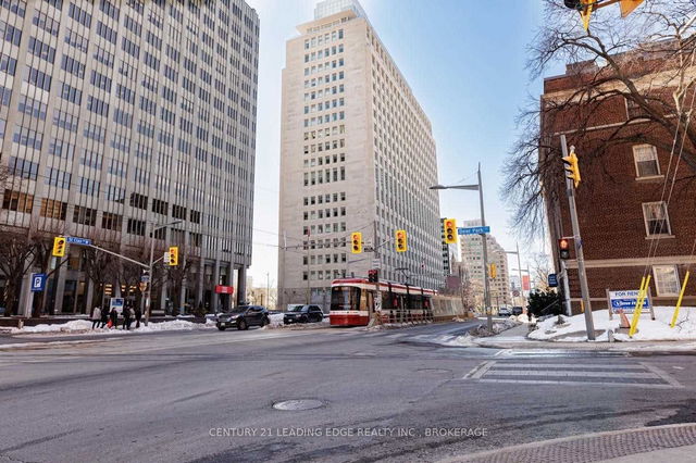 #1627 - 111 St Clair Avenue