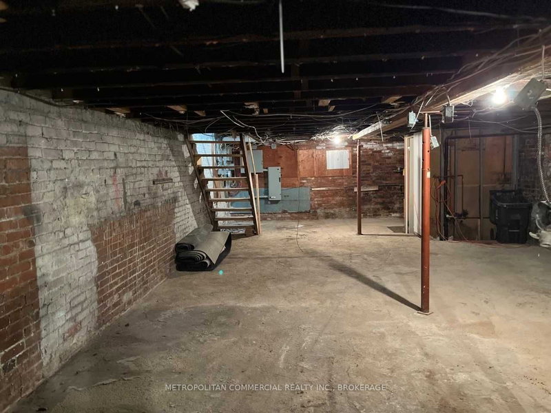 888 St Clair Ave W, Toronto, M6C 1C5 | Image 2