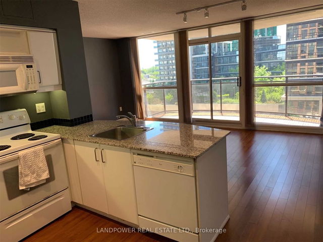 905 - 33 Sheppard Avenue