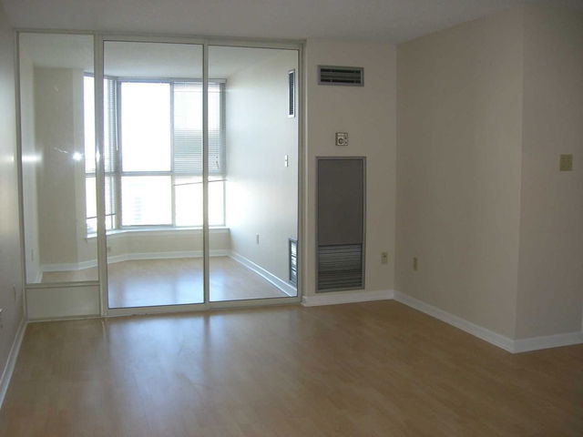 #2717 - 44 St Joseph Street