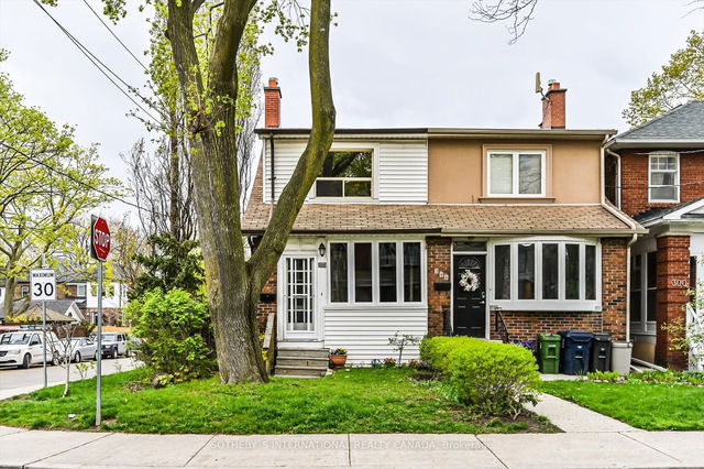 296 Wychwood Avenue