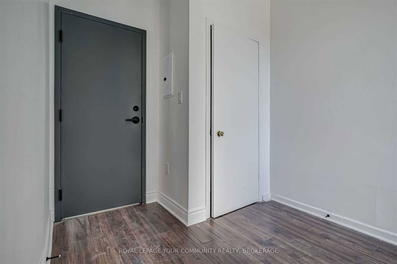 201 - 180 Sherbourne St, Toronto, M5A 2R7 | Image 2