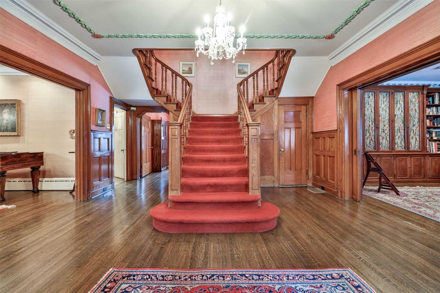 Listing Image 4
