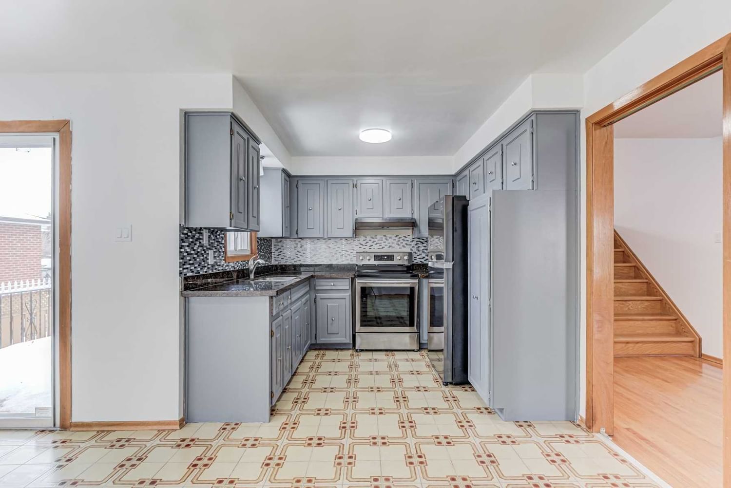 Listing Image 13
