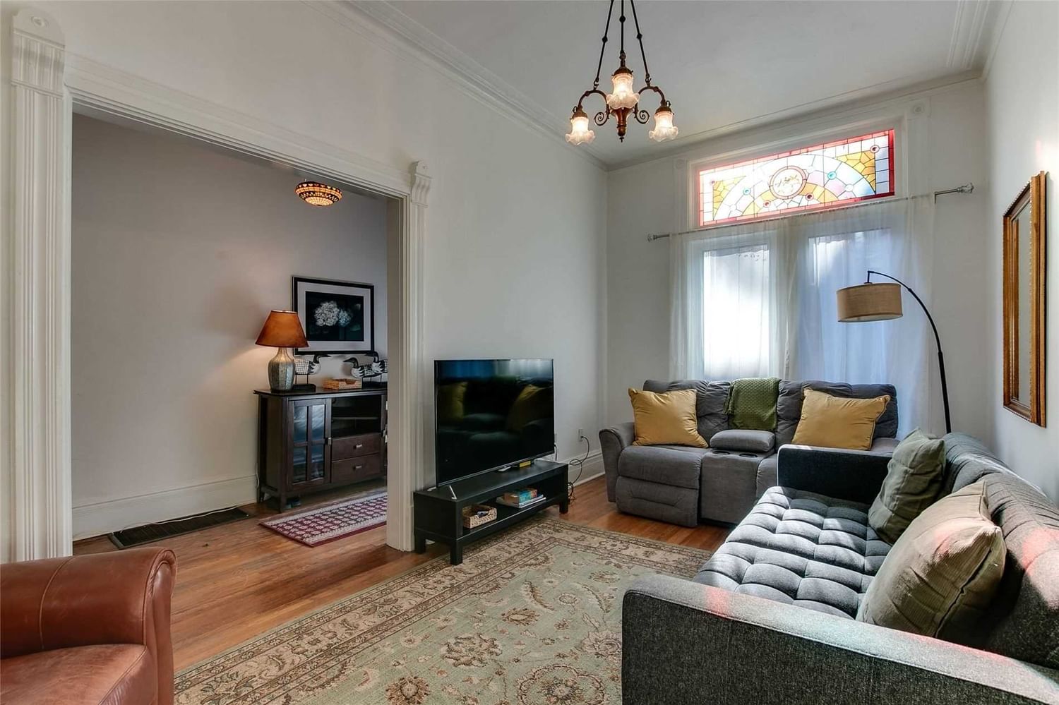 Listing Image 7