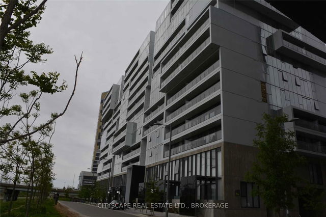 1011 - 32 Trolley Crescent