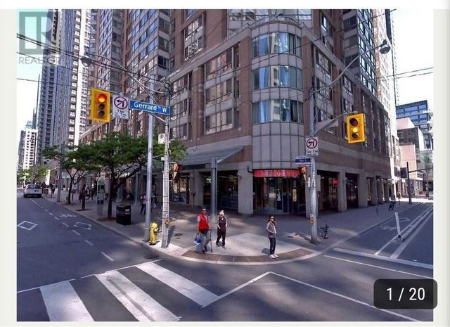 1919 - 711 Bay Street