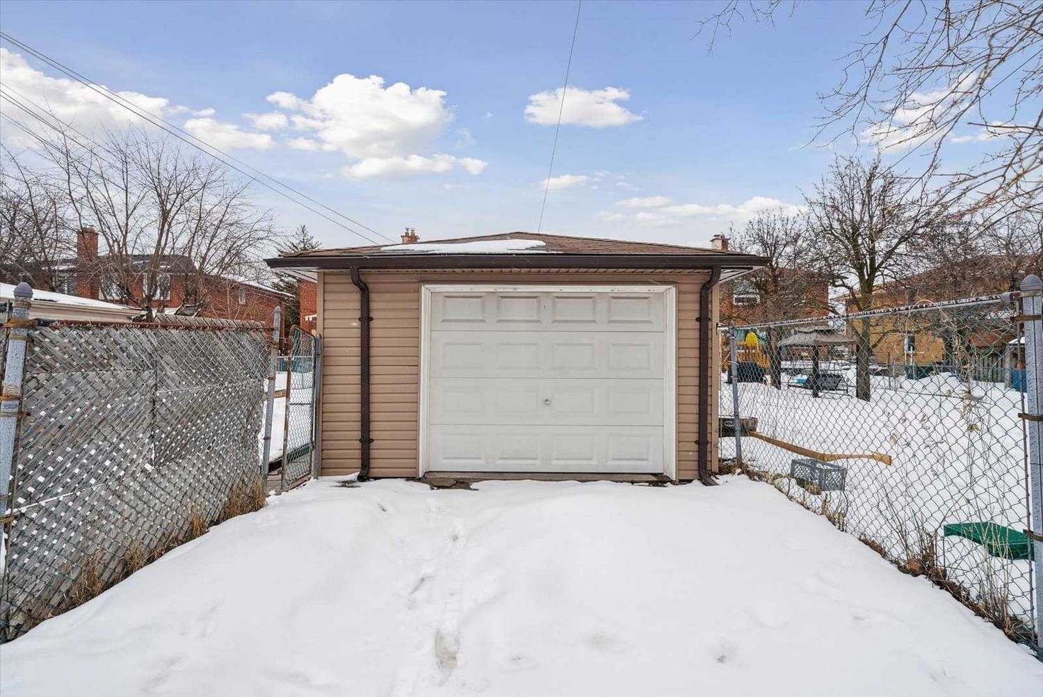 Listing Image 35