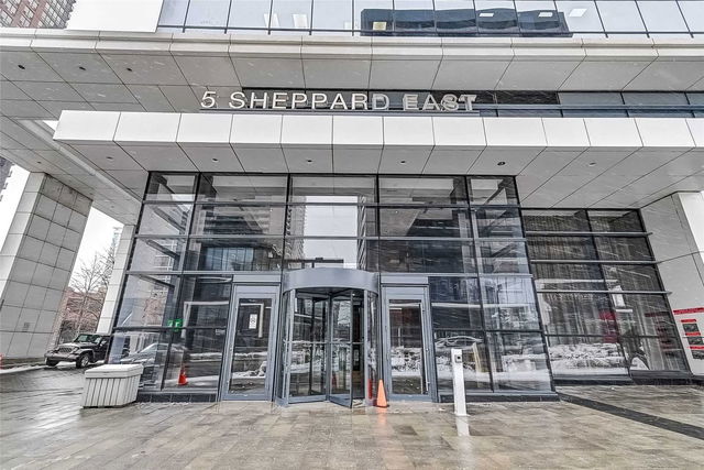 2417 - 5 Sheppard Avenue