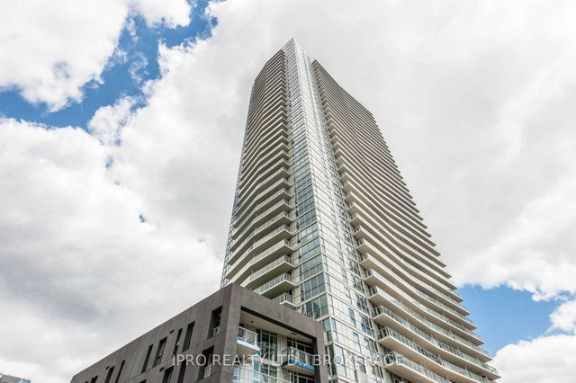 502 - 75 Queens Wharf Road