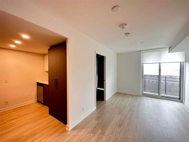 319 - 30 Tretti Way