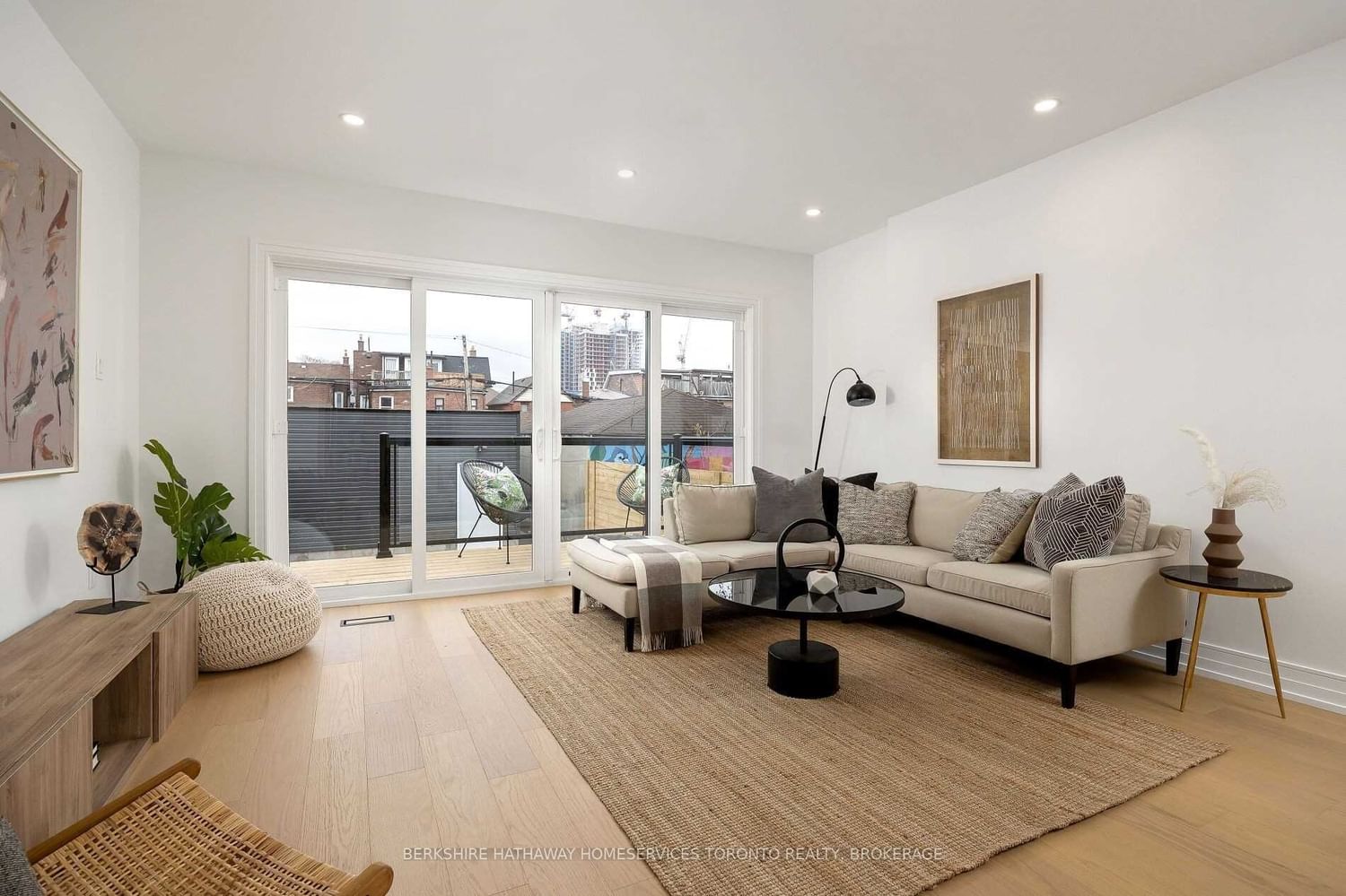 Detached House sold at 393 Clinton Street, Toronto, Annex, M6G 2Z1 - MLS: C5967577