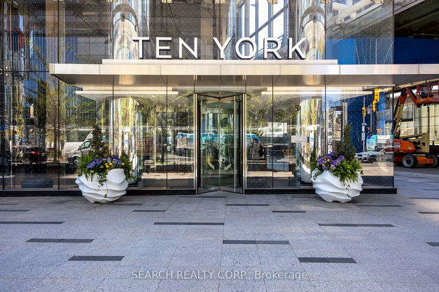 1112 - 10 York Street