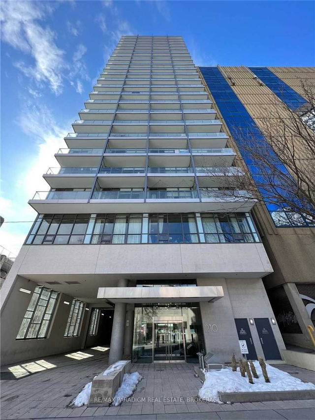 2101 - 210 Simcoe Street