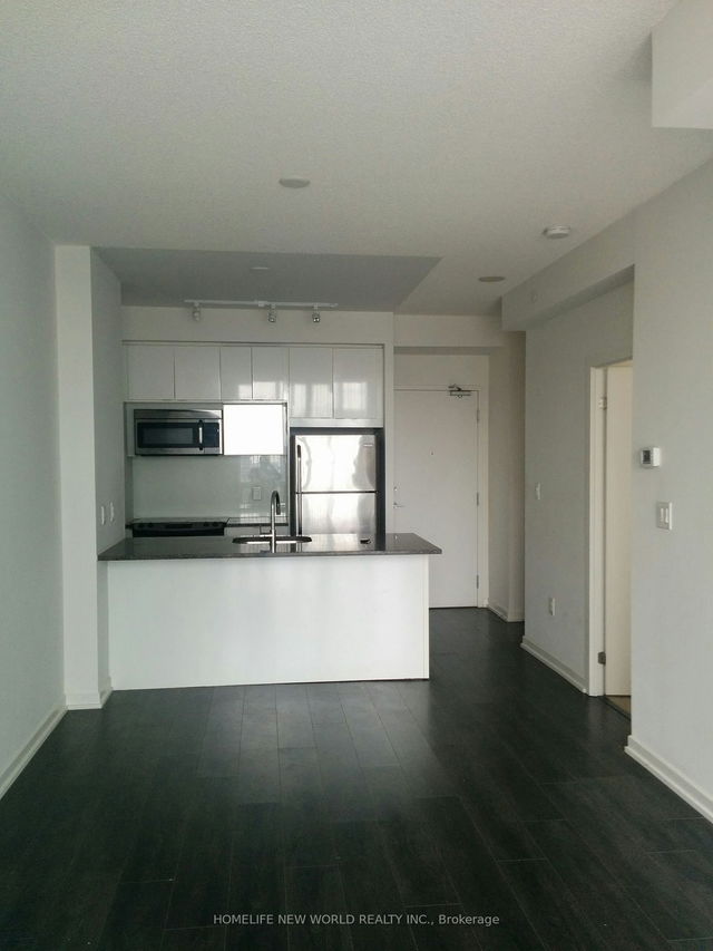 1302 - 62 FOREST MANOR Road