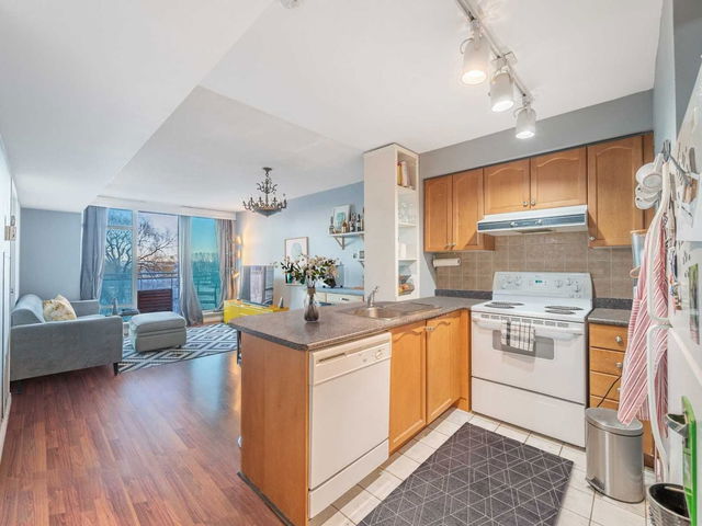 608 - 650 Queens Quay