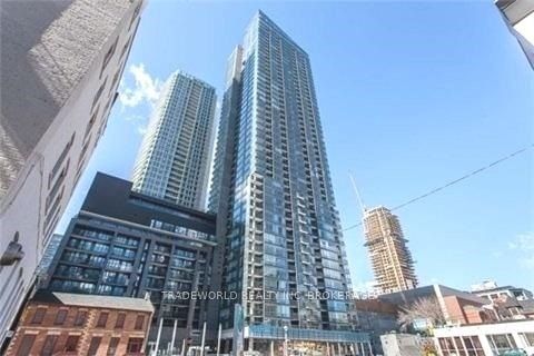 2111 - 295 Adelaide Street