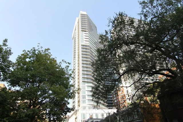3302 - 77 Mutual Street