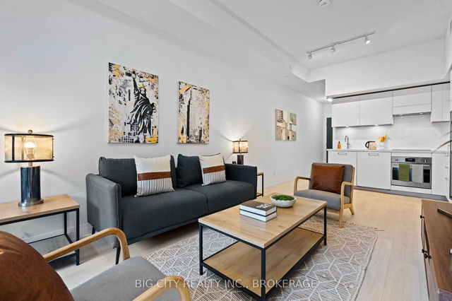 604 - 33 Frederick Todd Way