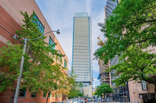 1304 - 501 Yonge Street