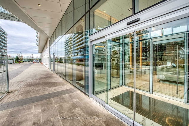 3204 - 15 Queens Quay