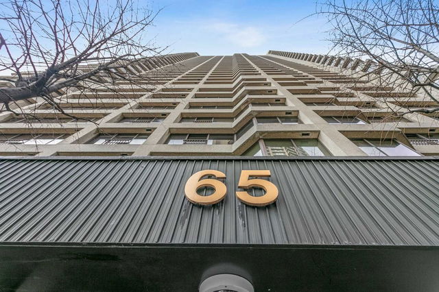 1108 - 65 Harbour Square