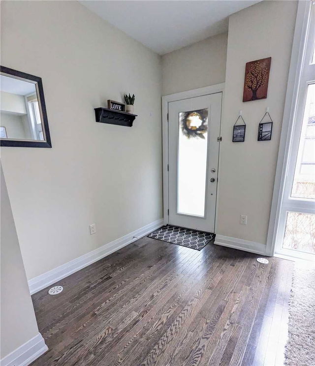15 - 11 Eldora Avenue