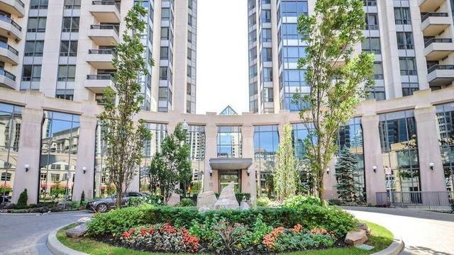 1523 - 15 Northtown Way