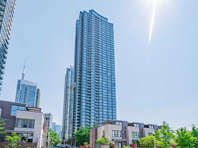 1601 - 11 Brunel Court