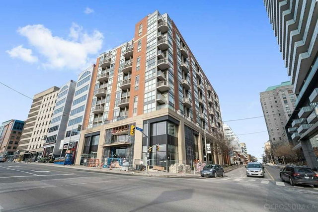 1102 - 18 Merton Street