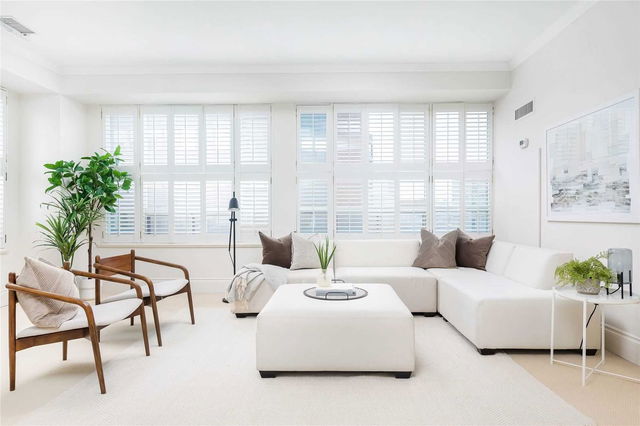 1108 - 102 Bloor Street