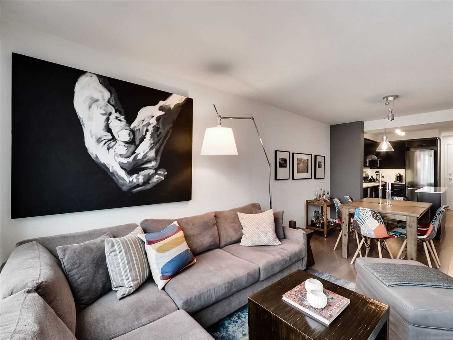 Condo sold at 1405-320 Richmond Street, Toronto, Moss Park, M5A 2R3 - MLS: C5979185