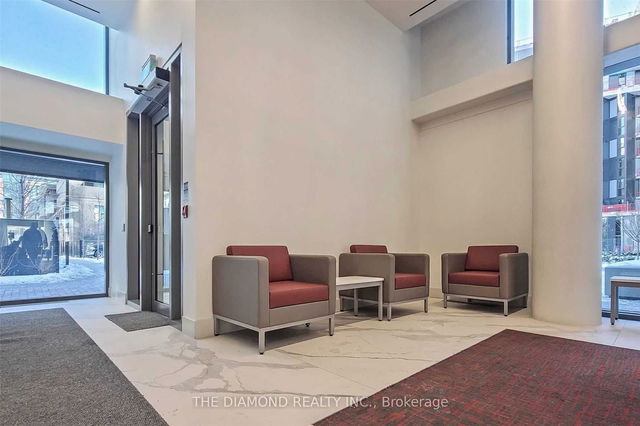 802 - 38 Monte Kwinter Court