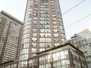 611 - 24 Wellesley Street