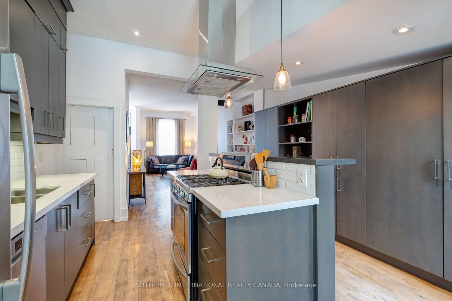 Listing Image 15