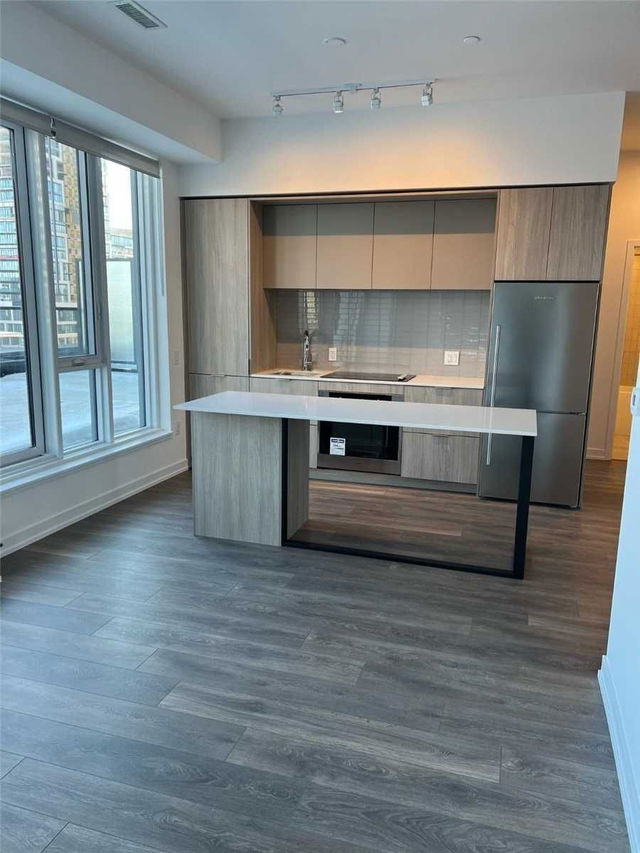 E-406 - 130 River Street