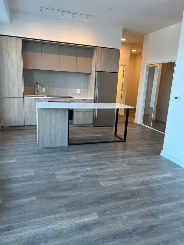 E-406 - 130 River Street