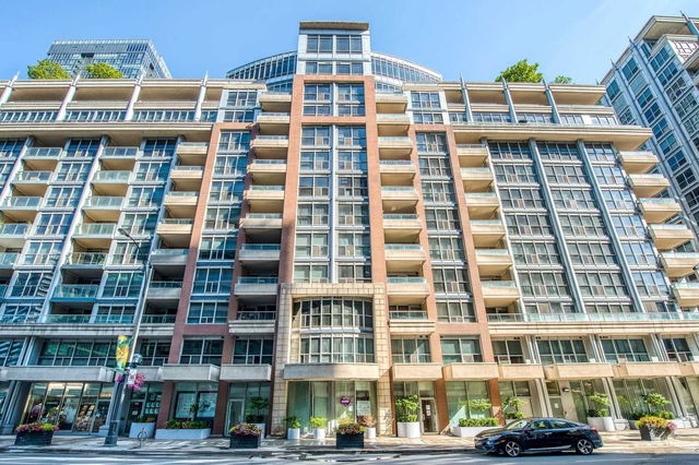1109 - 270 Wellington Street